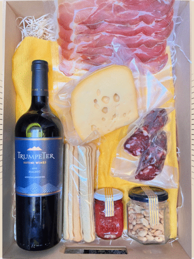 Box Picada Clásico Premium – Picada con salame, queso, jamón crudo y mermelada artesanal