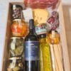 Box Gourmet con vino Trumpeter, fiambres, quesos y delicatessen – Enjoy y a Picar