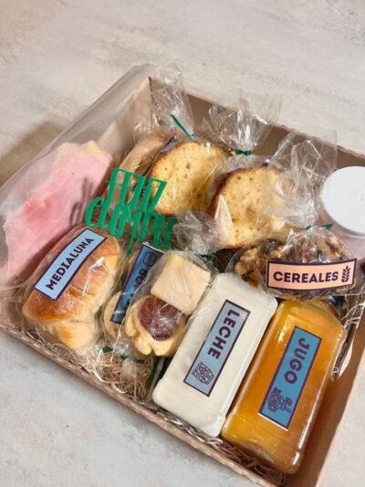 Box Desayuno Completo Premium – Sin Taza - Ideal para cumpleaños, aniversarios o sorprender en cualquier ocasión.