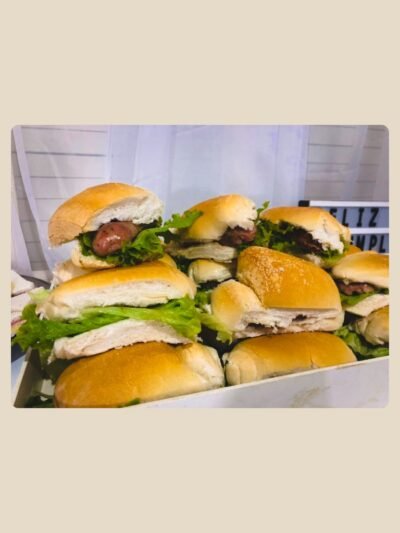 Mini-chorianes-exquisitos-listos-para-servir