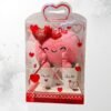 Un regalo romántico que transmite amor desde el primer vistazo. Incluye peluche + tazas en una presentación lista para sorprender. Ideal para este San Valentín.