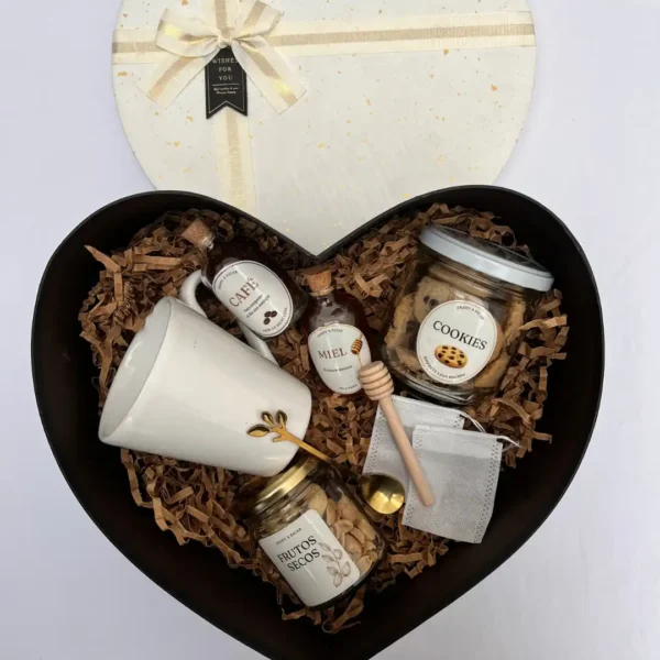 Box Sorpresa Corazón (Desayuno Gourmet + Taza)