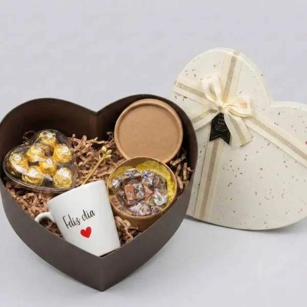 regalos-dia-de-la-mujer-en-caba-enjoy (1) (1) Nuestra Box Dulce Día de la Mujer incluye taza personalizada, bombones premium y presentación en caja corazón.